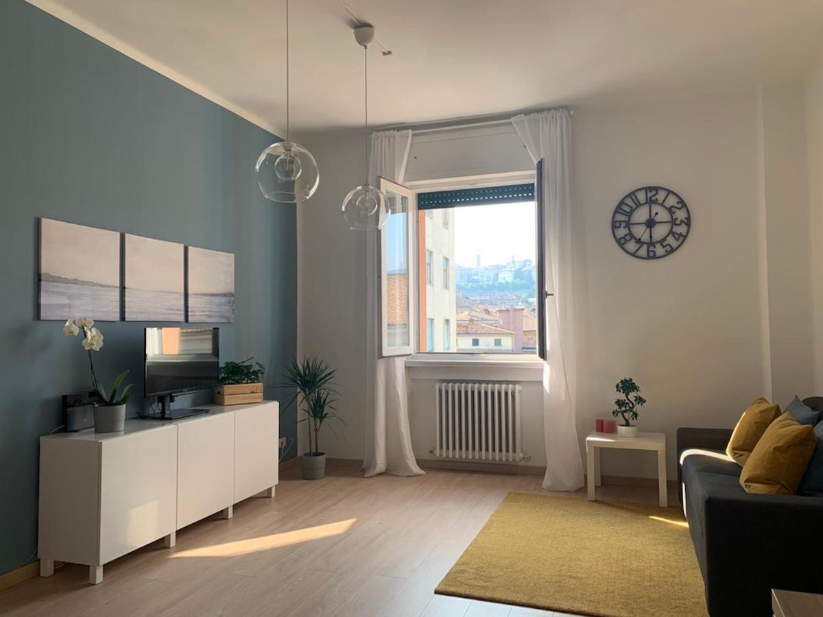 Camozzi Central Apartment Бергамо Екстериор снимка